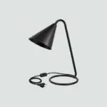 Lámpara De Mesa Cónica Minimalista 02.010.0207